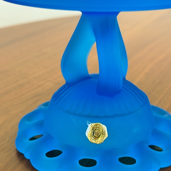 Westmoreland - Vintage Frosted Blue Doric Open Lace Compote Pedestal Candy Dish - Picture 5 of 5